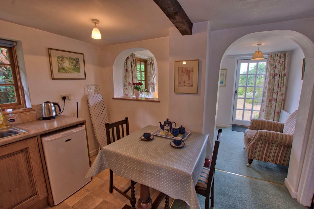 Stable Cottage 데비지스 외부 사진